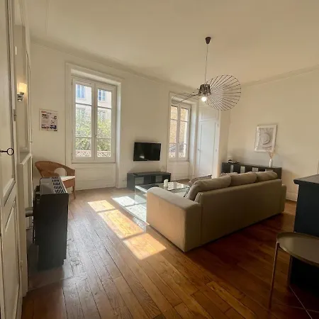 Lavanni - Check In H24 - Wifi Lyon